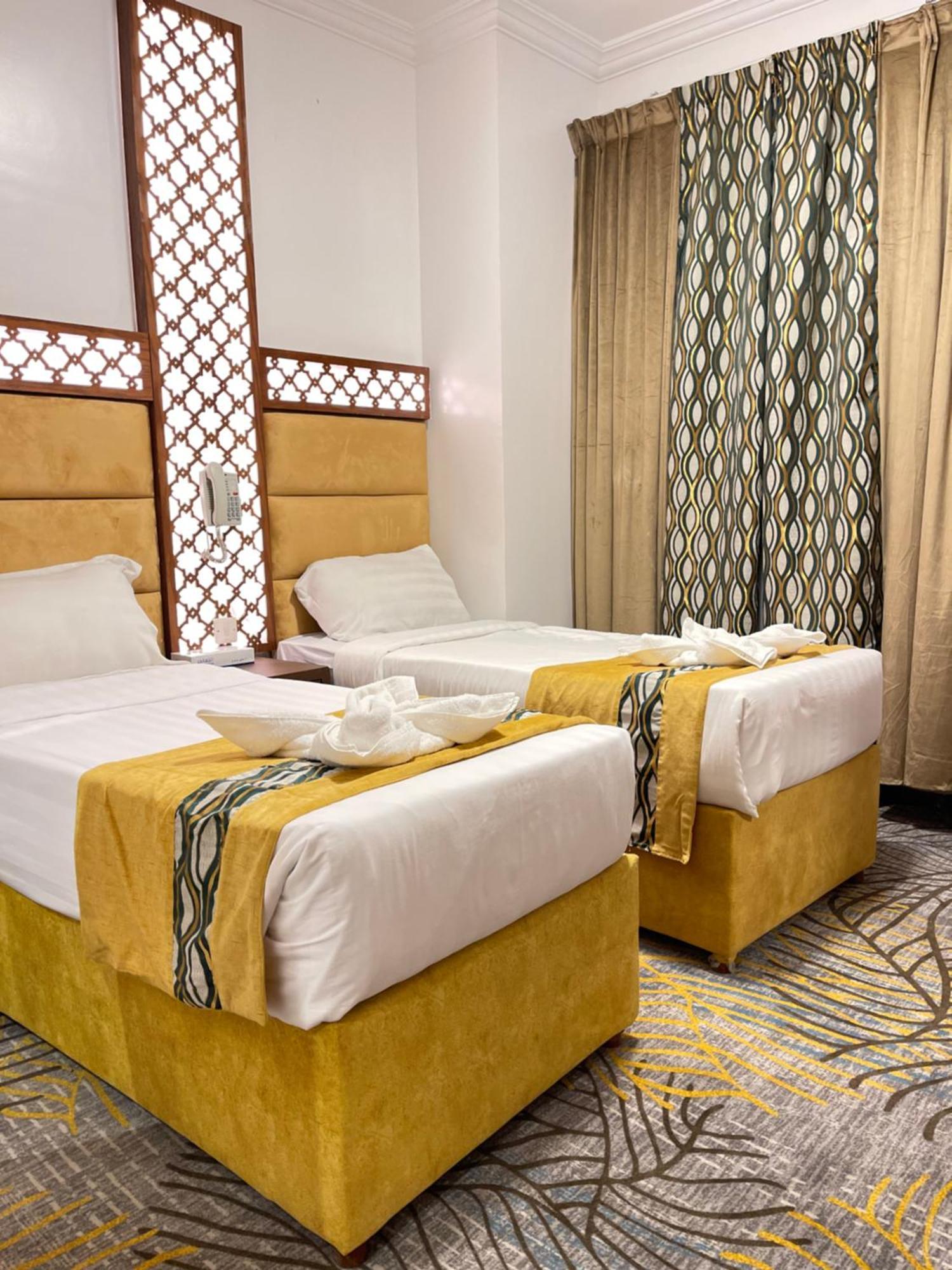 Al Mukhtara Golden Hotel Medina ภายนอก รูปภาพ