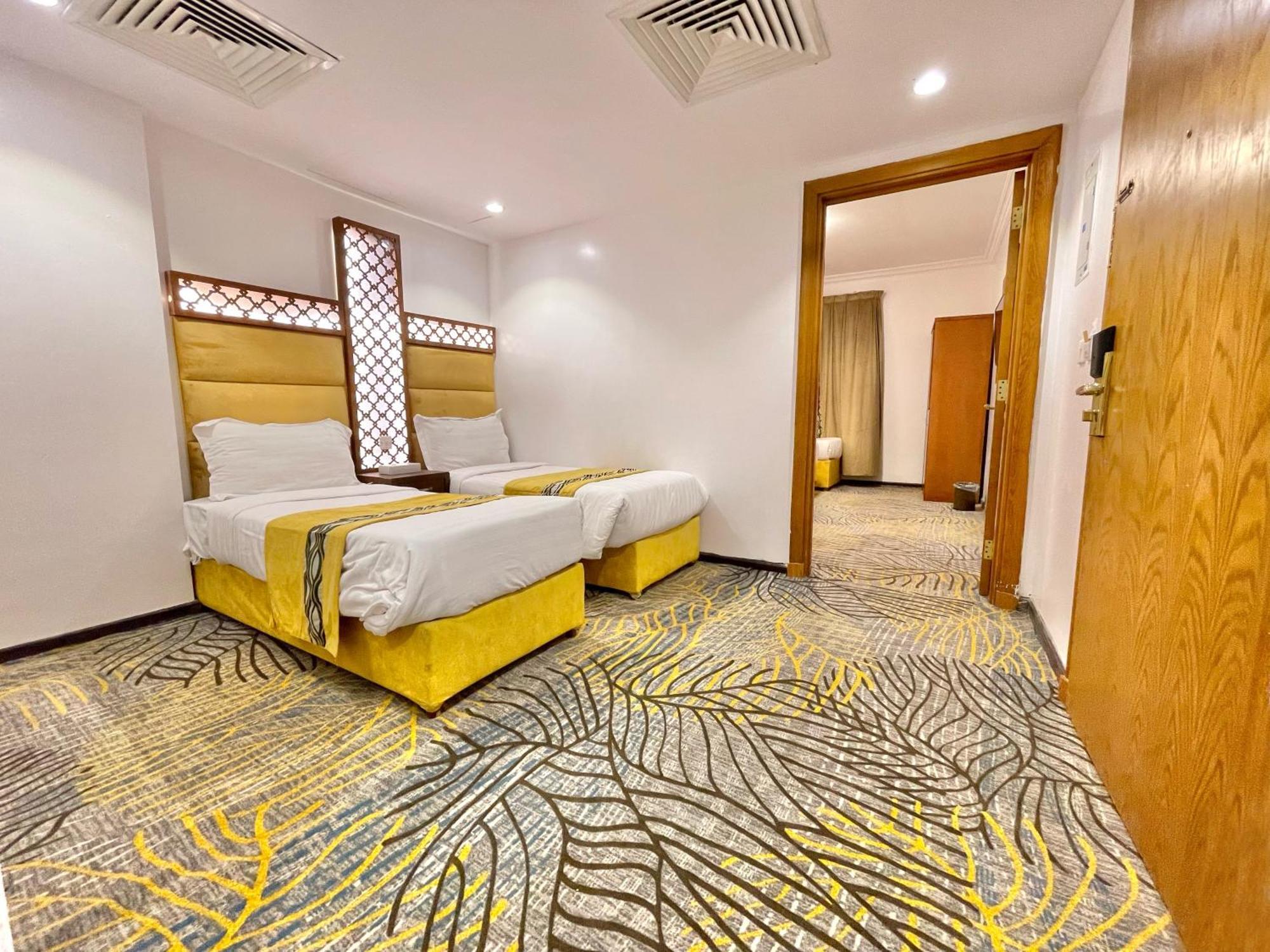Al Mukhtara Golden Hotel Medina ภายนอก รูปภาพ
